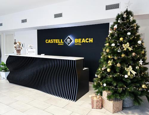castell beach