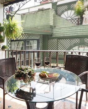 terraza de hamburgo by the local way