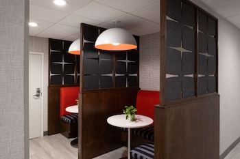 hampton inn and suites cape cod west yarmouth