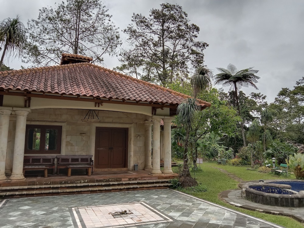 tawangmangu wonder park