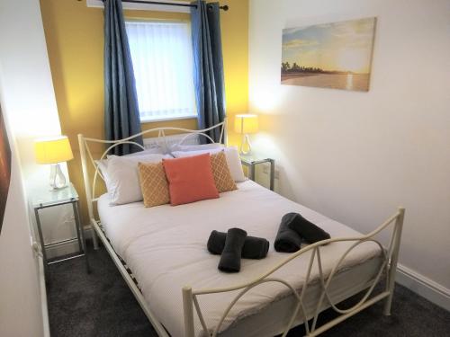 modern comfy 2 bedroom flat in st helens