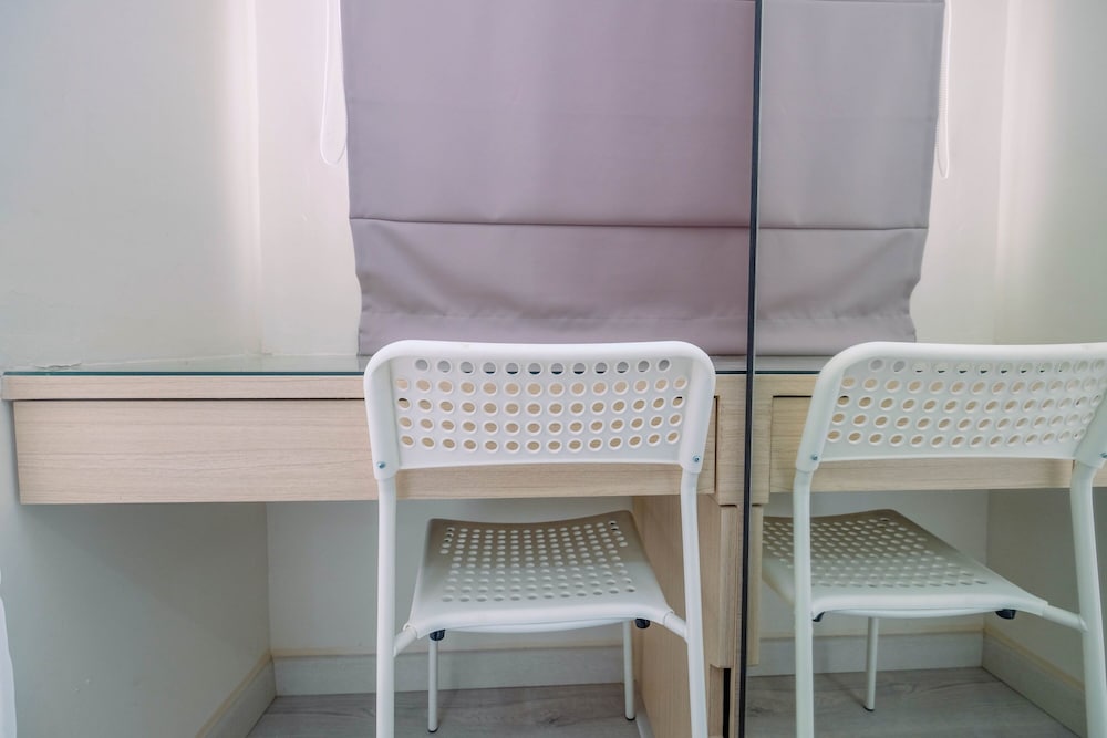 graceful studio room at podomoro golf view apartment by travelio