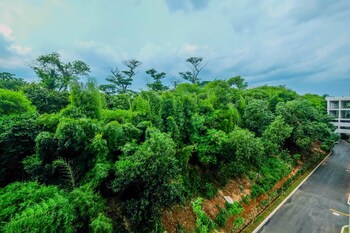 graceful studio room at podomoro golf view apartment by travelio