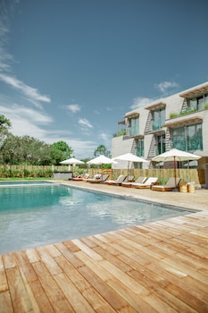 casagrande hotel and beach club