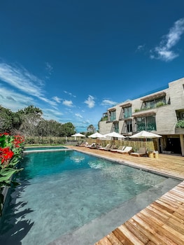 casagrande hotel and beach club