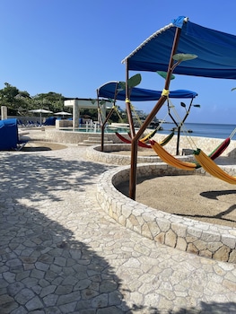 ocean cliff hotel negril limited