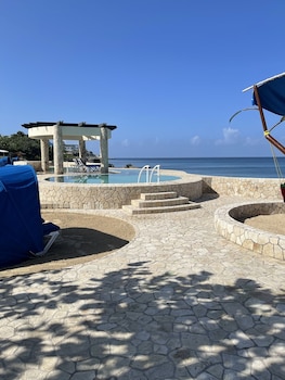 ocean cliff hotel negril limited