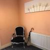 central 2 bed apartment above great derry pub
