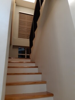 restful 3br hillside duplex