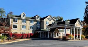 country inn and suites by radisson lake george queensbury ny