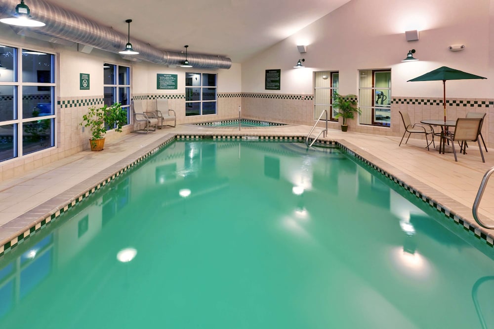 country inn and suites by radisson lake george queensbury ny