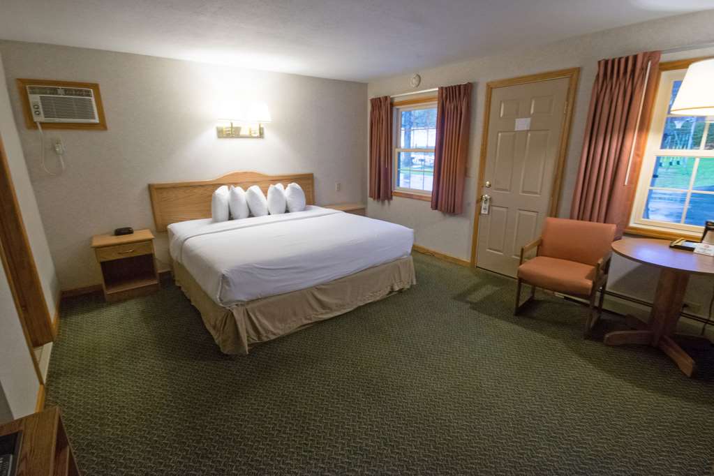 americas best value inn and suites lake george