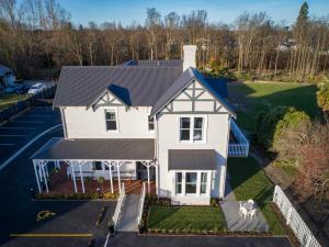 the vicarage geraldine