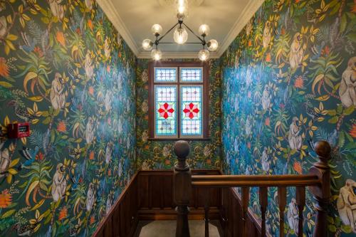 the vicarage geraldine