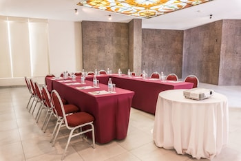 hotel la abadia tradicional