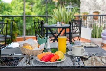 hotel la abadia tradicional