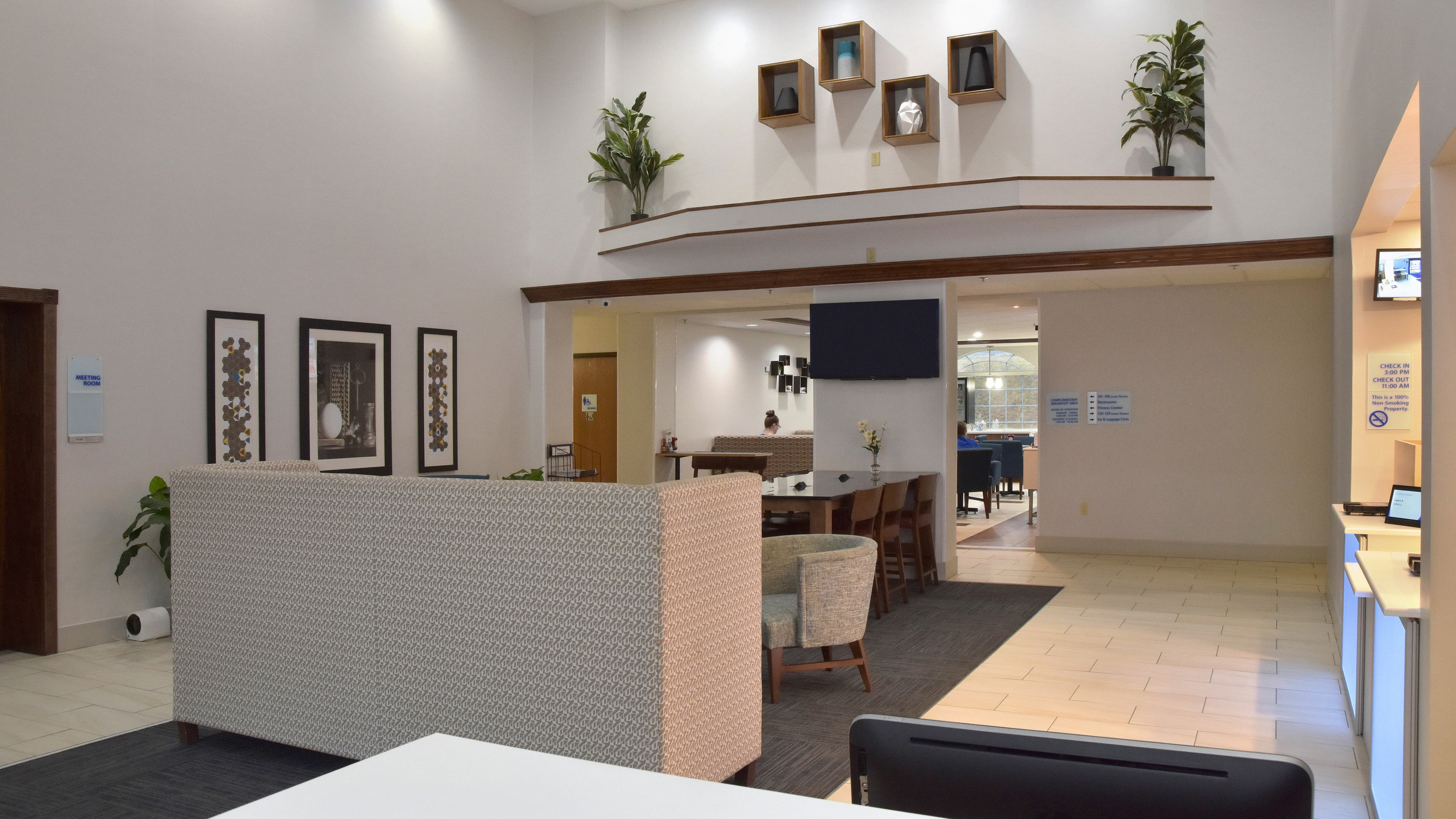 holiday inn express mount pleasant scottdale by ihg