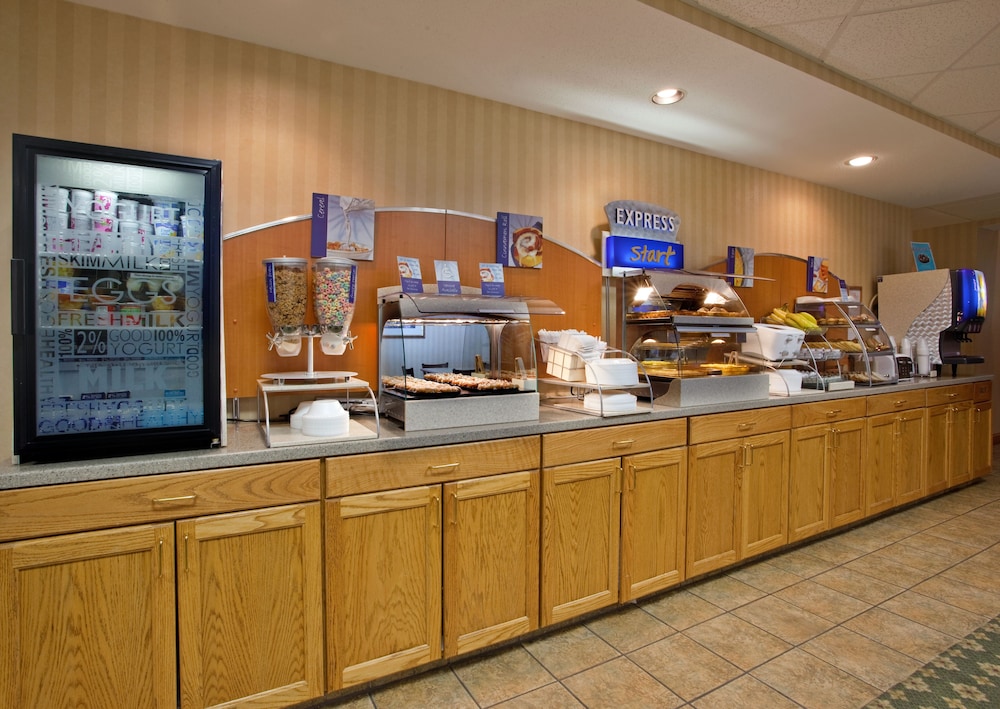 holiday inn express mount pleasant scottdale by ihg