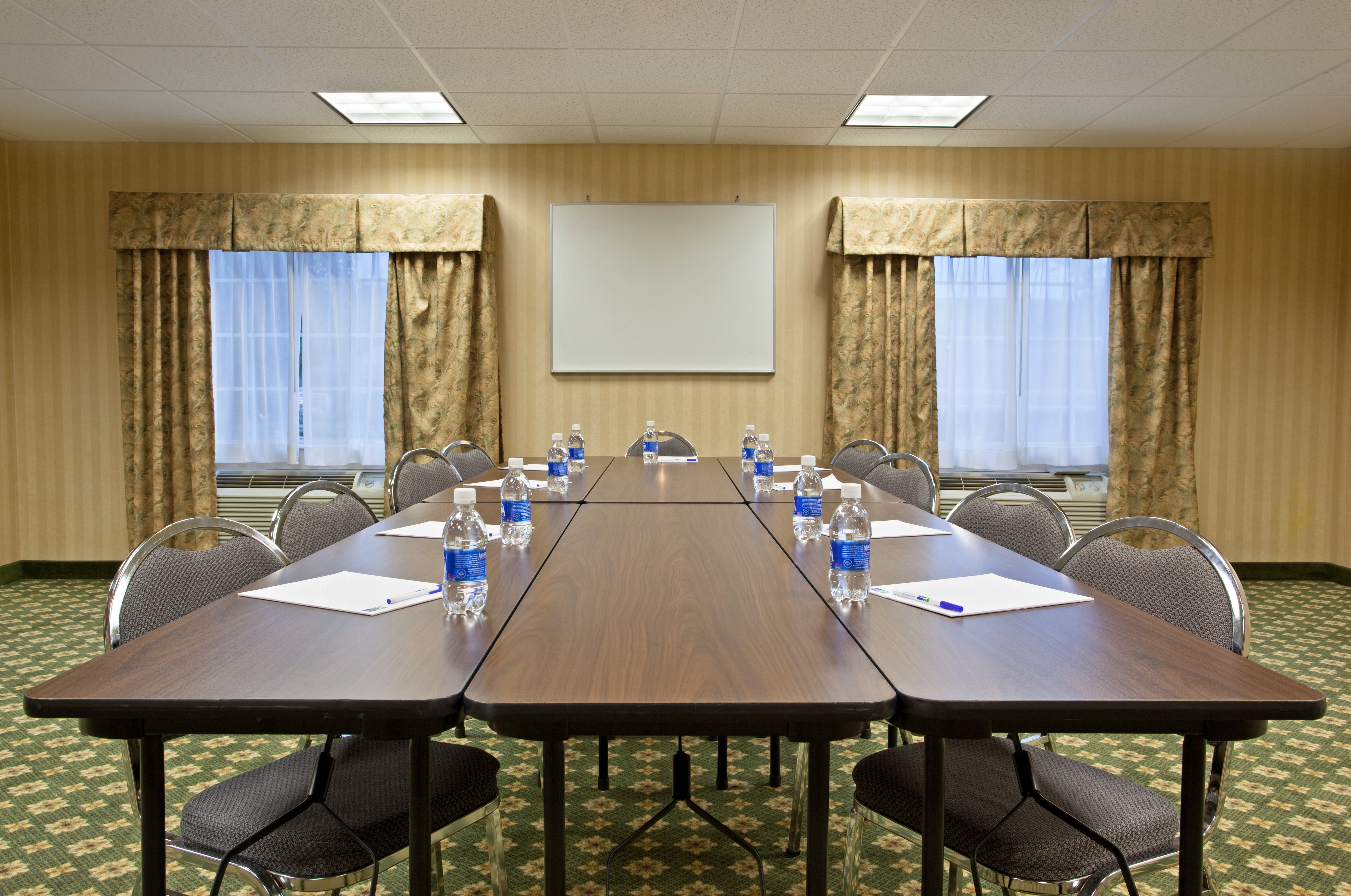 holiday inn express mount pleasant scottdale by ihg
