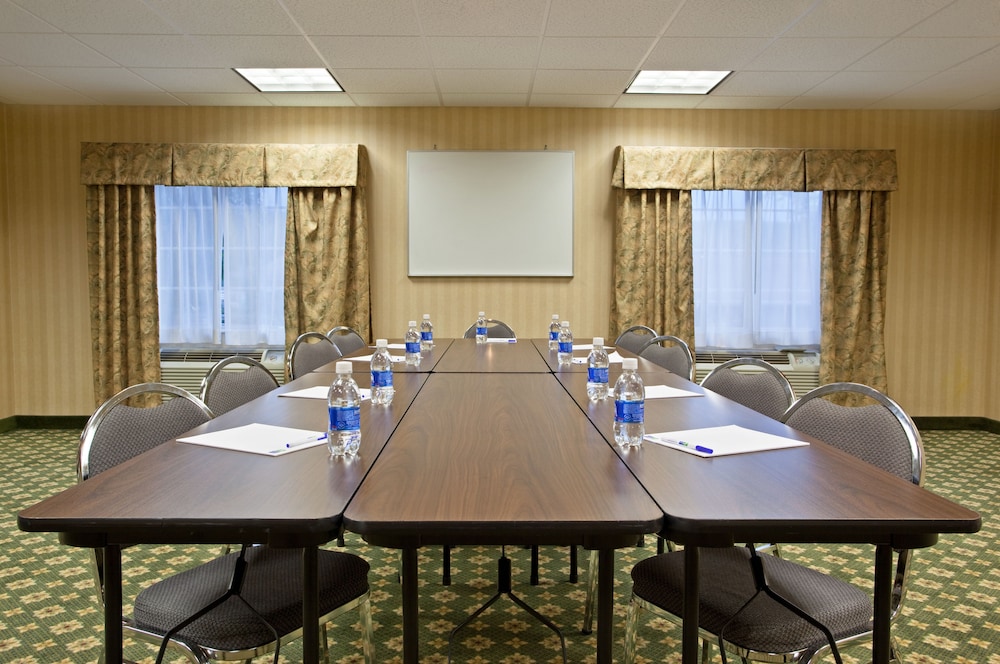 holiday inn express mount pleasant scottdale by ihg