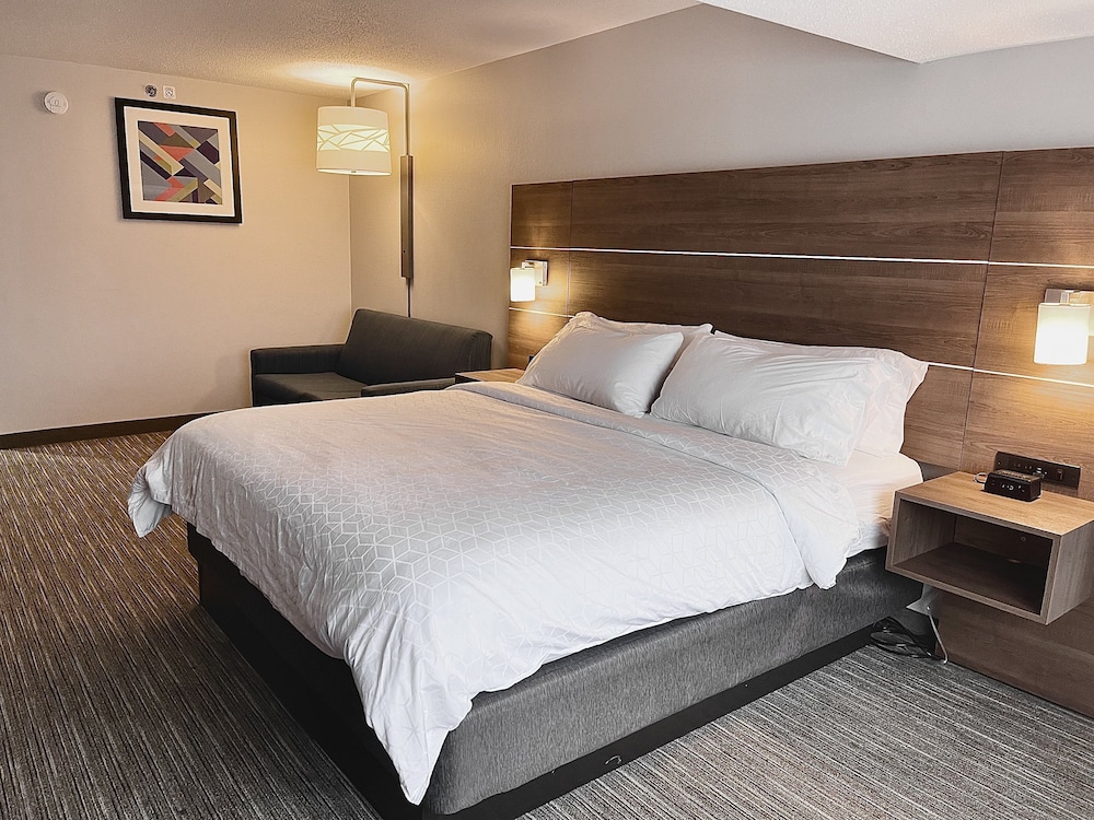 holiday inn express mount pleasant scottdale by ihg