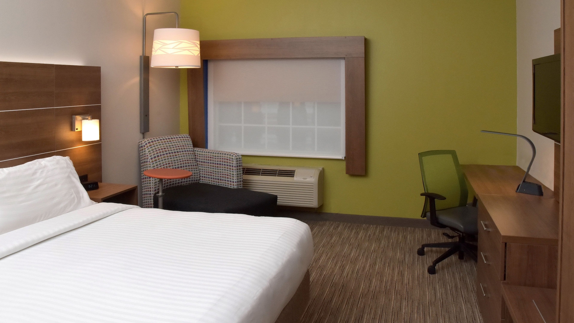 holiday inn express mount pleasant scottdale by ihg