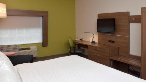 holiday inn express mount pleasant scottdale by ihg