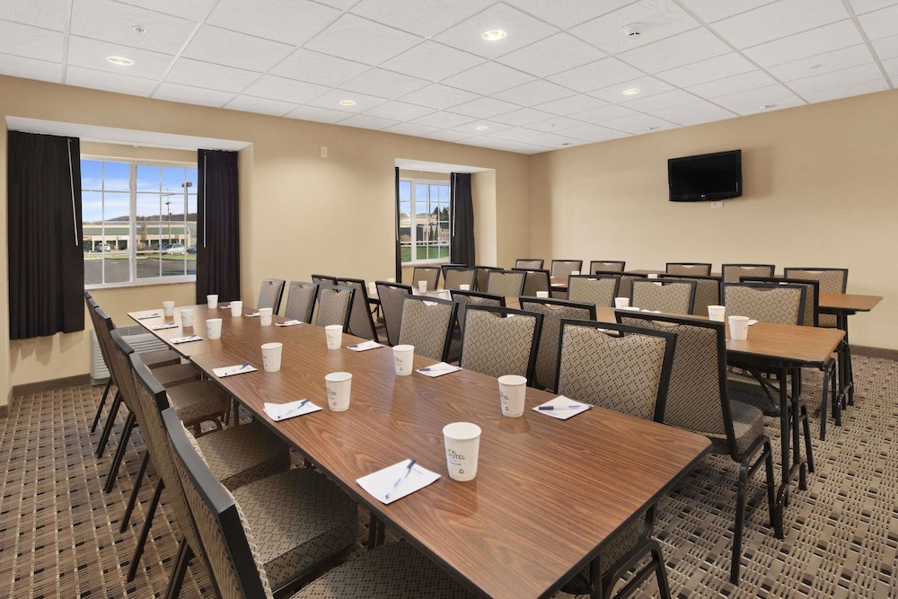 microtel inn and suites sayre pa