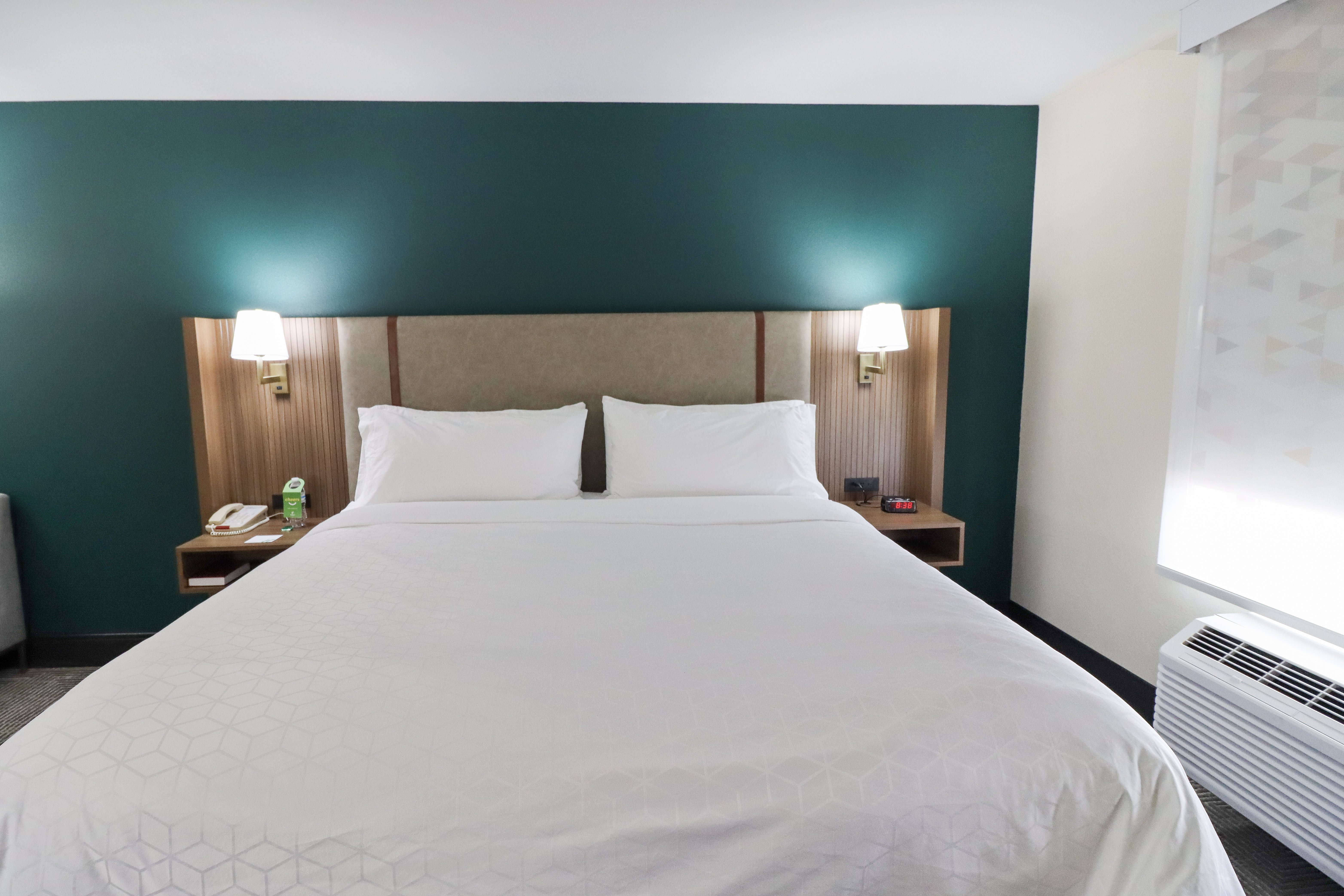 holiday inn quincy east by ihg