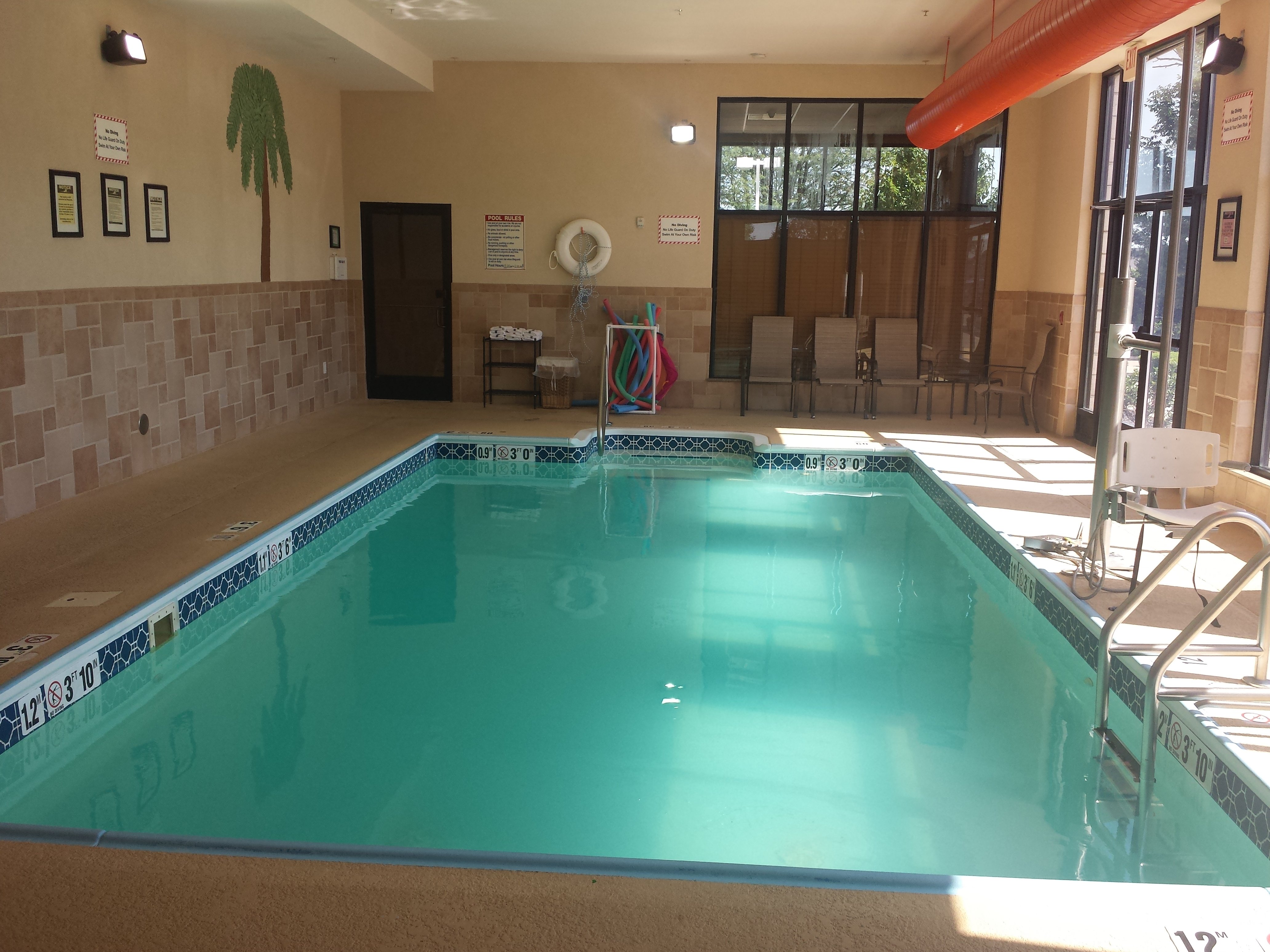 holiday inn quincy east by ihg