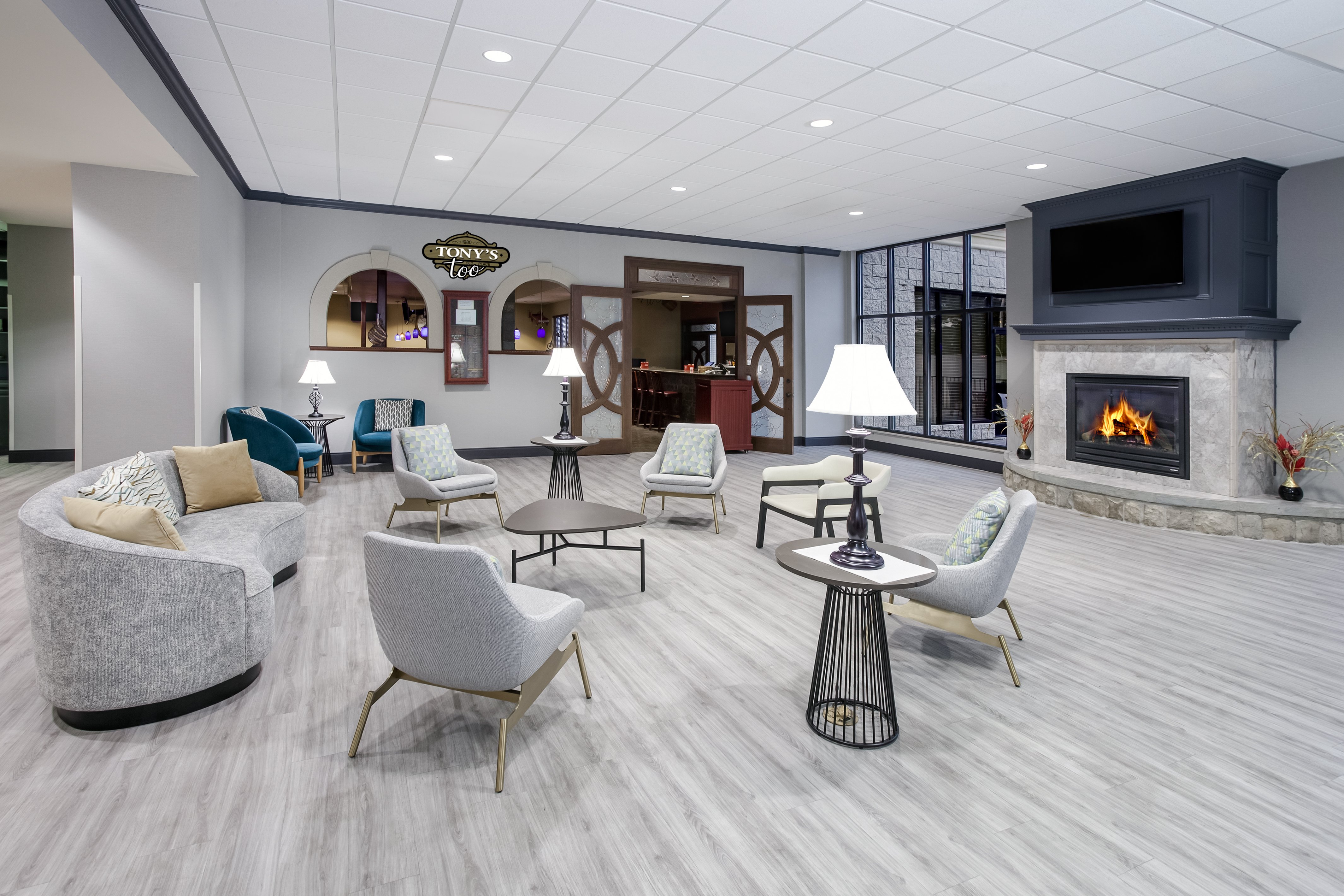 holiday inn quincy east by ihg