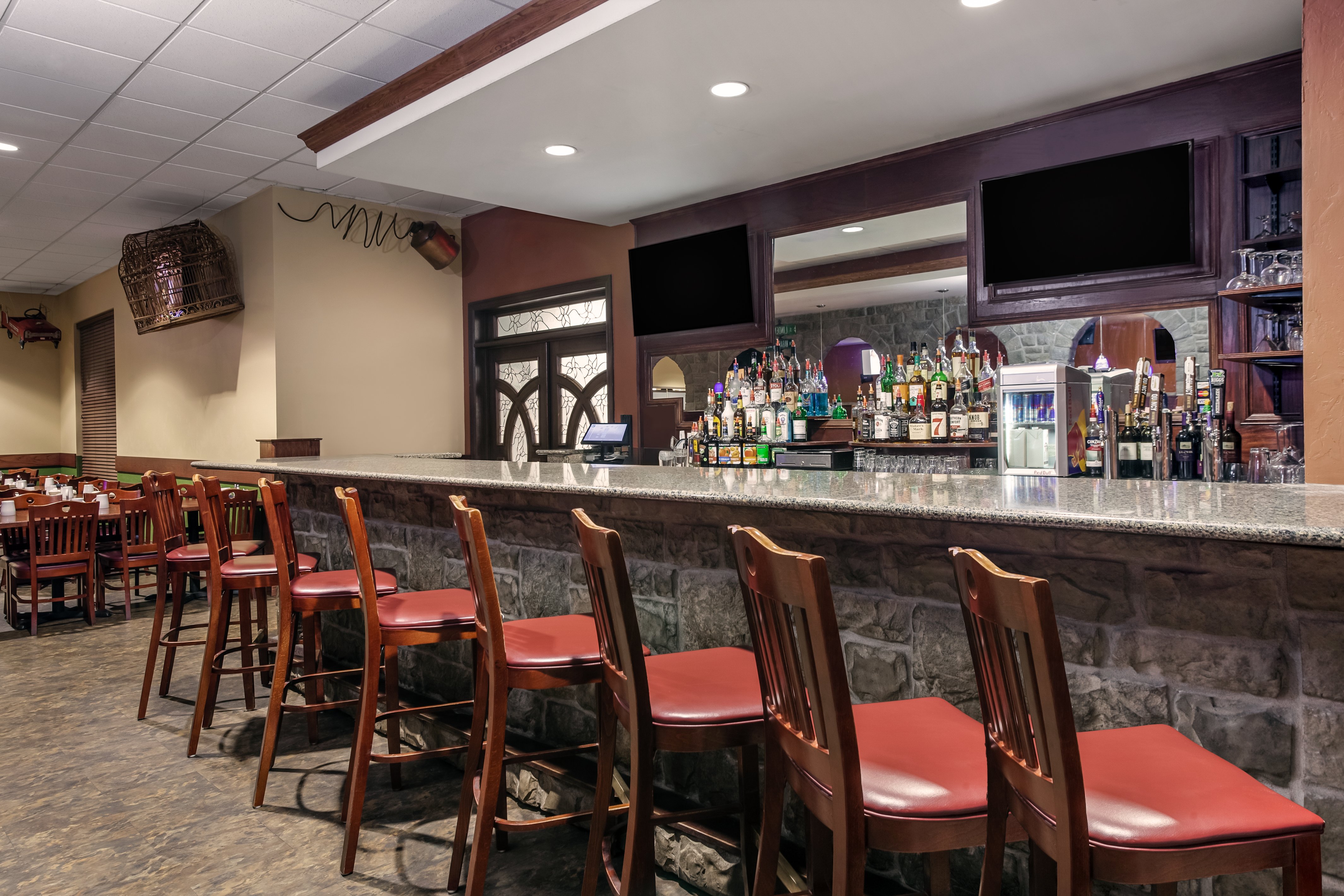 holiday inn quincy east by ihg