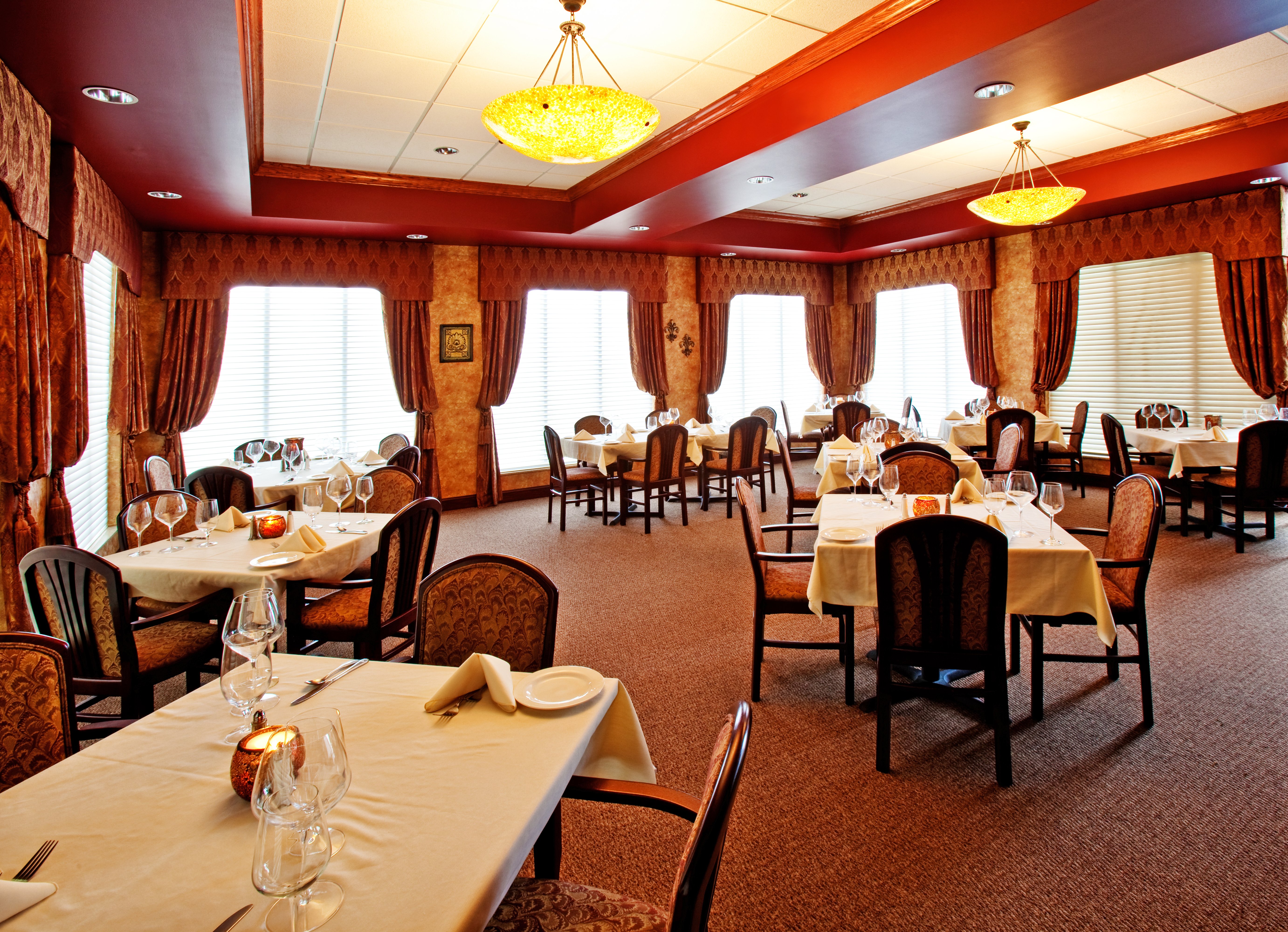 holiday inn quincy east by ihg