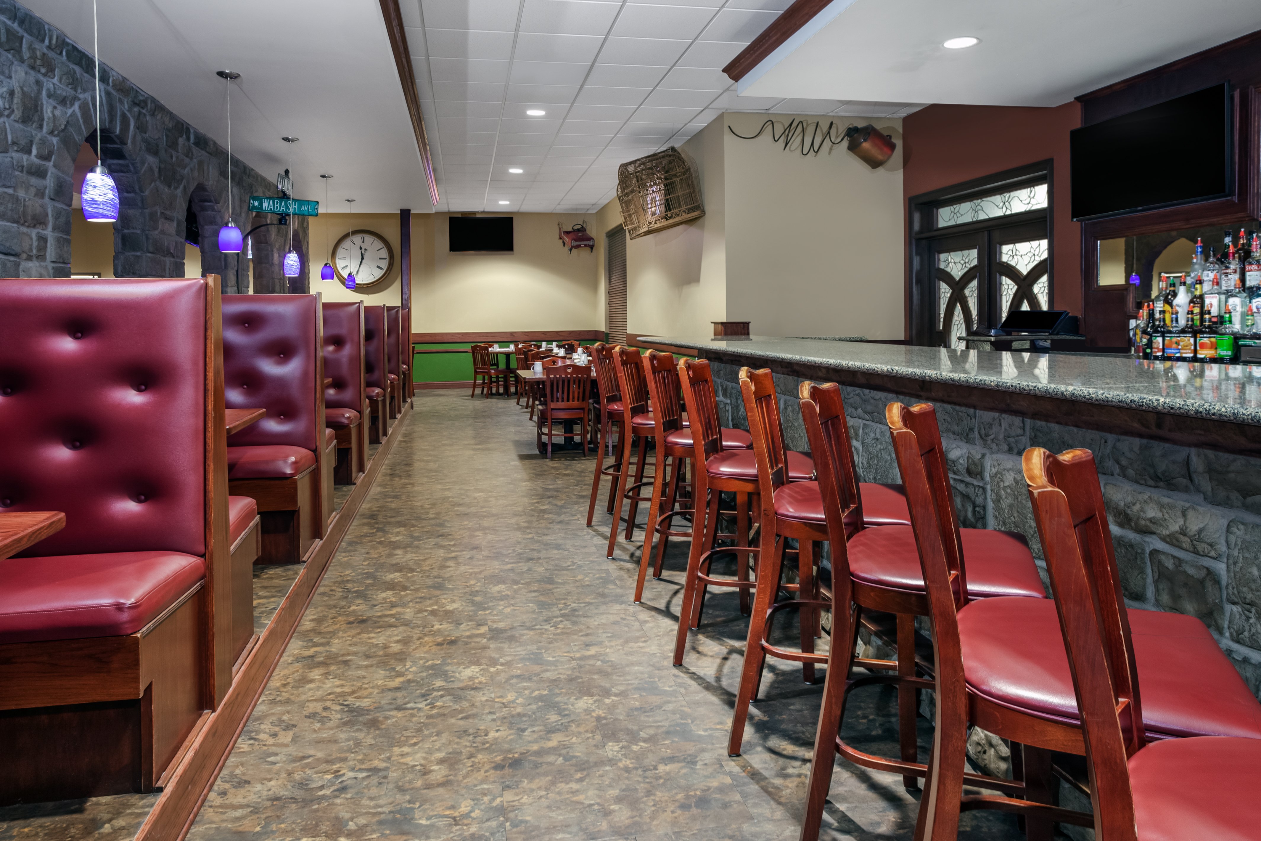 holiday inn quincy east by ihg