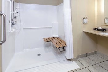 Holiday Inn Quincy East By Ihg,Payson>>Adams County,3 star