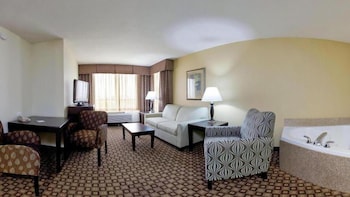 Holiday Inn Quincy East By Ihg,Payson>>Adams County,3 star