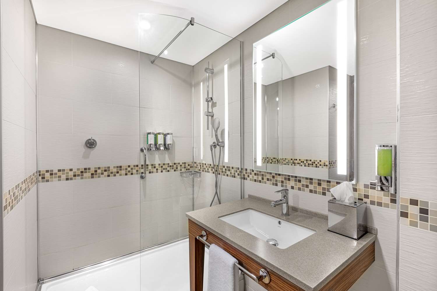hampton by hilton istanbul kayasehir