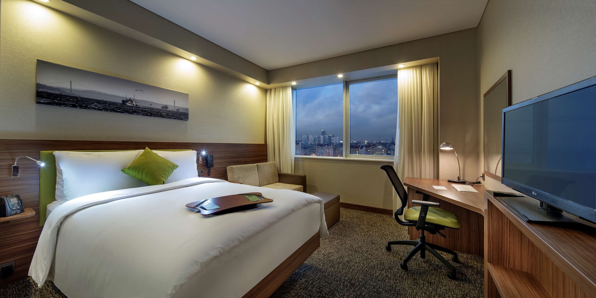 hampton by hilton istanbul kayasehir