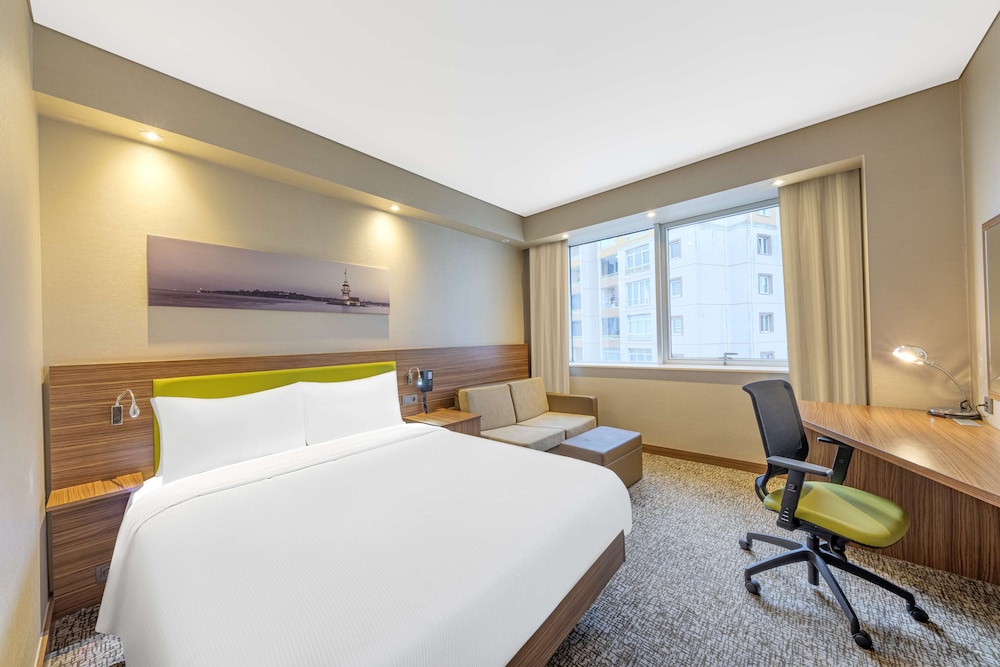 hampton by hilton istanbul kayasehir