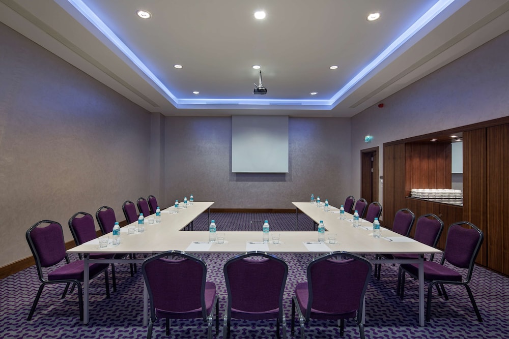 hampton by hilton istanbul kayasehir