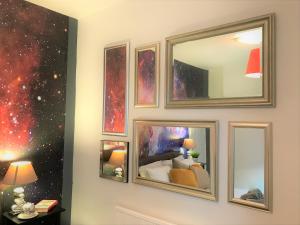 central wigan welcoming townhouse sleeps up to 6