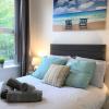 central wigan welcoming townhouse sleeps up to 6
