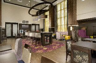 hampton inn and suites buffalo airport