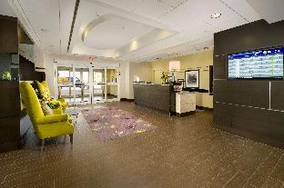 hampton inn and suites buffalo airport