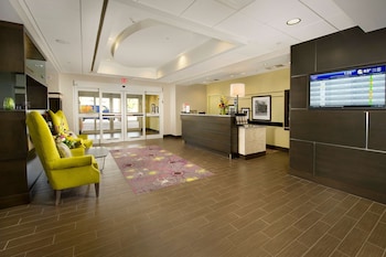 Hampton Inn & Suites Buffalo Airport,Buffalo>>Bowmansville,3 star