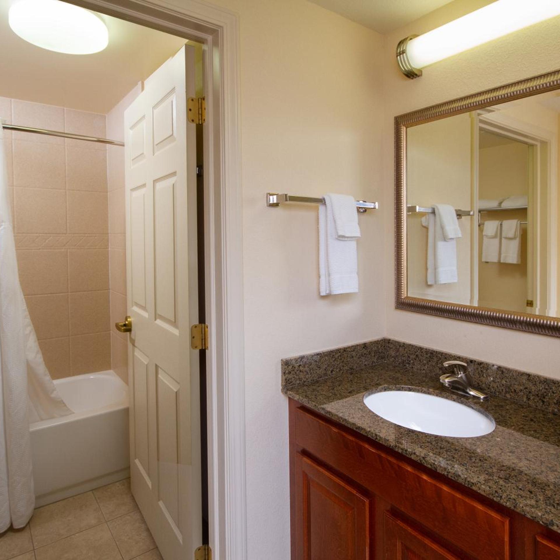 staybridge suites west seneca by ihg