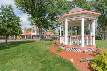 Village Haven Inn & Extended Stay,Near Samuelâ€™S Grande Manor,3 star