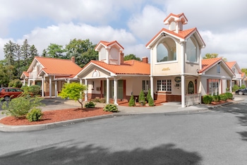 Village Haven Inn & Extended Stay,Near Samuelâ€™S Grande Manor,3 star