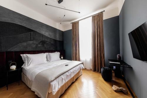 zola hotel palais de boheme