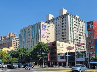 Guide Education Culture Hotel Kaohsiung Museum Of Fine Arts,Kaohsiung>>Gushan,4 star